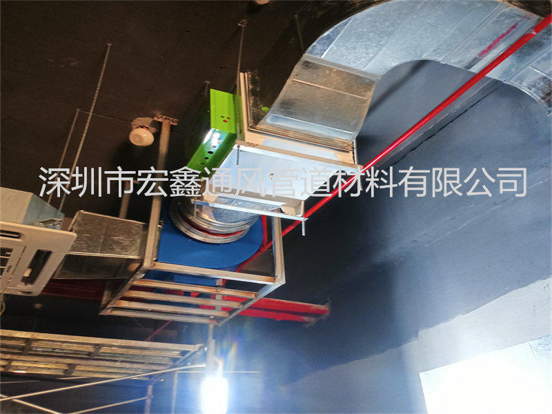 龙岗君华时代商业街麻辣香（xiāng）锅餐厅厨房排油（yóu）烟管道安装工程案例（lì）